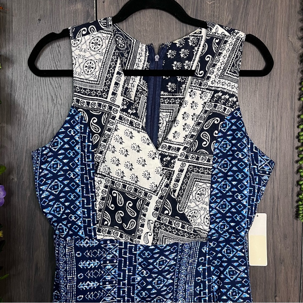 ~💙2/$40💙NWT C'Isa Sleeveless Paisley Patchwork Printed Romper Size Large - Picture 3 of 16